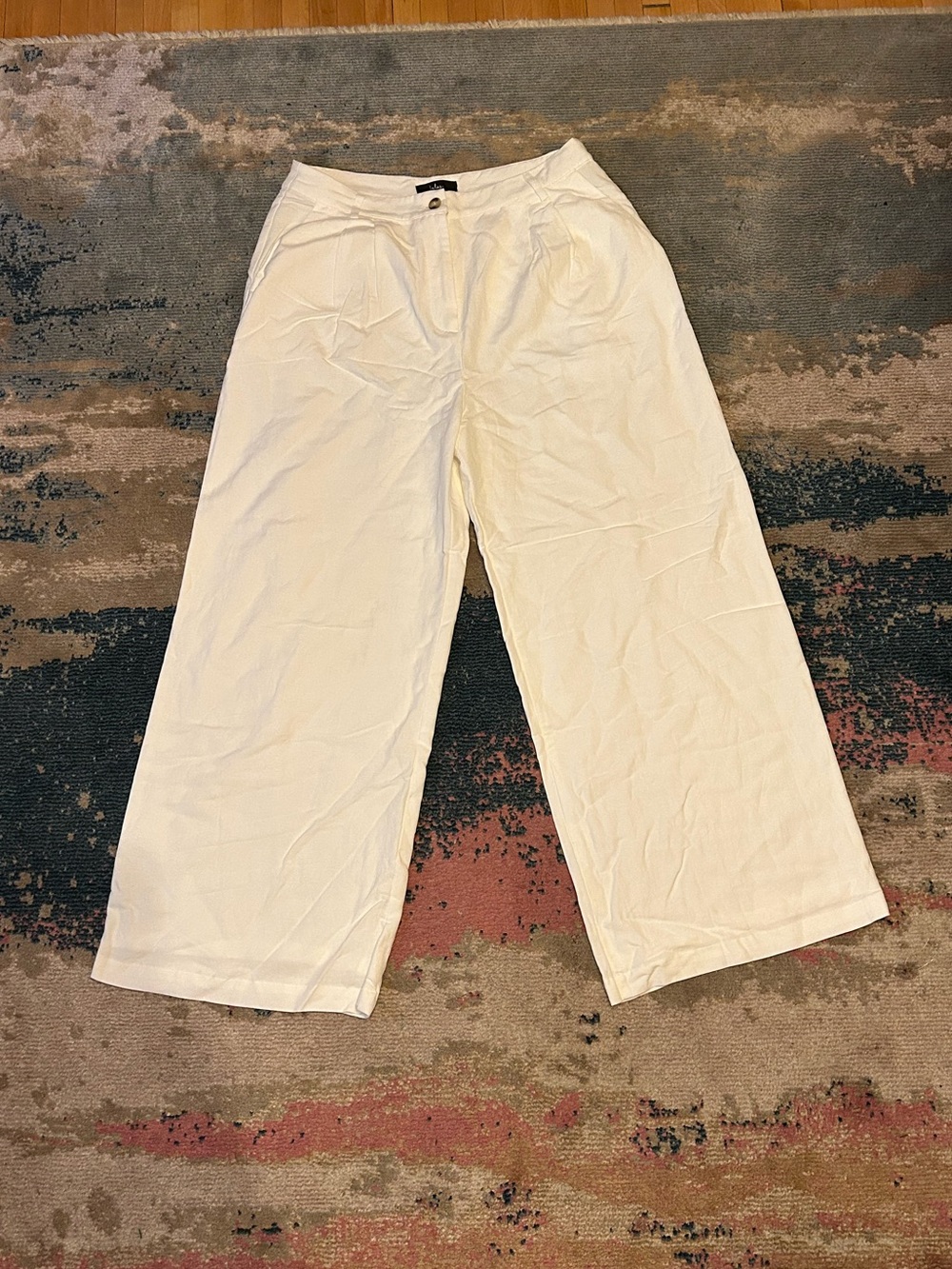 Lulu's White High-Rise Trousers